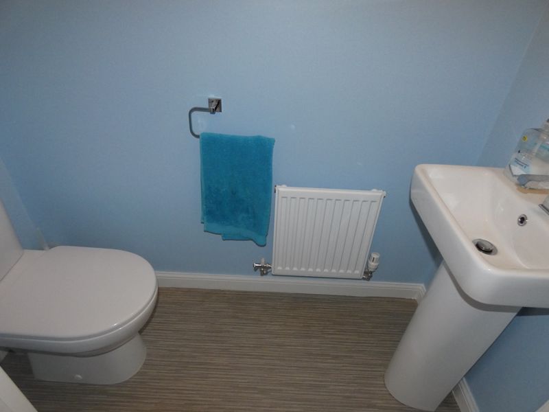 Ground Floor W/C- click for photo gallery